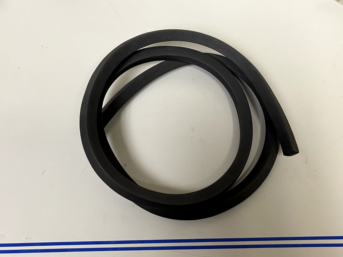 *NEW OEM* 0670 OMC Johnson Evinrude Seal 3850964 03850964