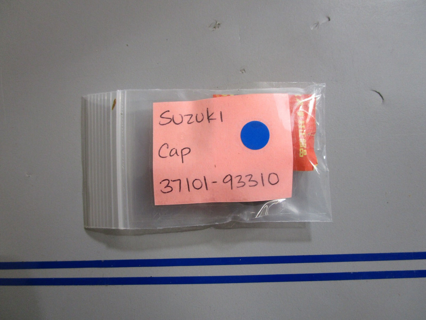 *NEW OEM* (LOT OF 3) 0810 Suzuki Cap 37101-93310