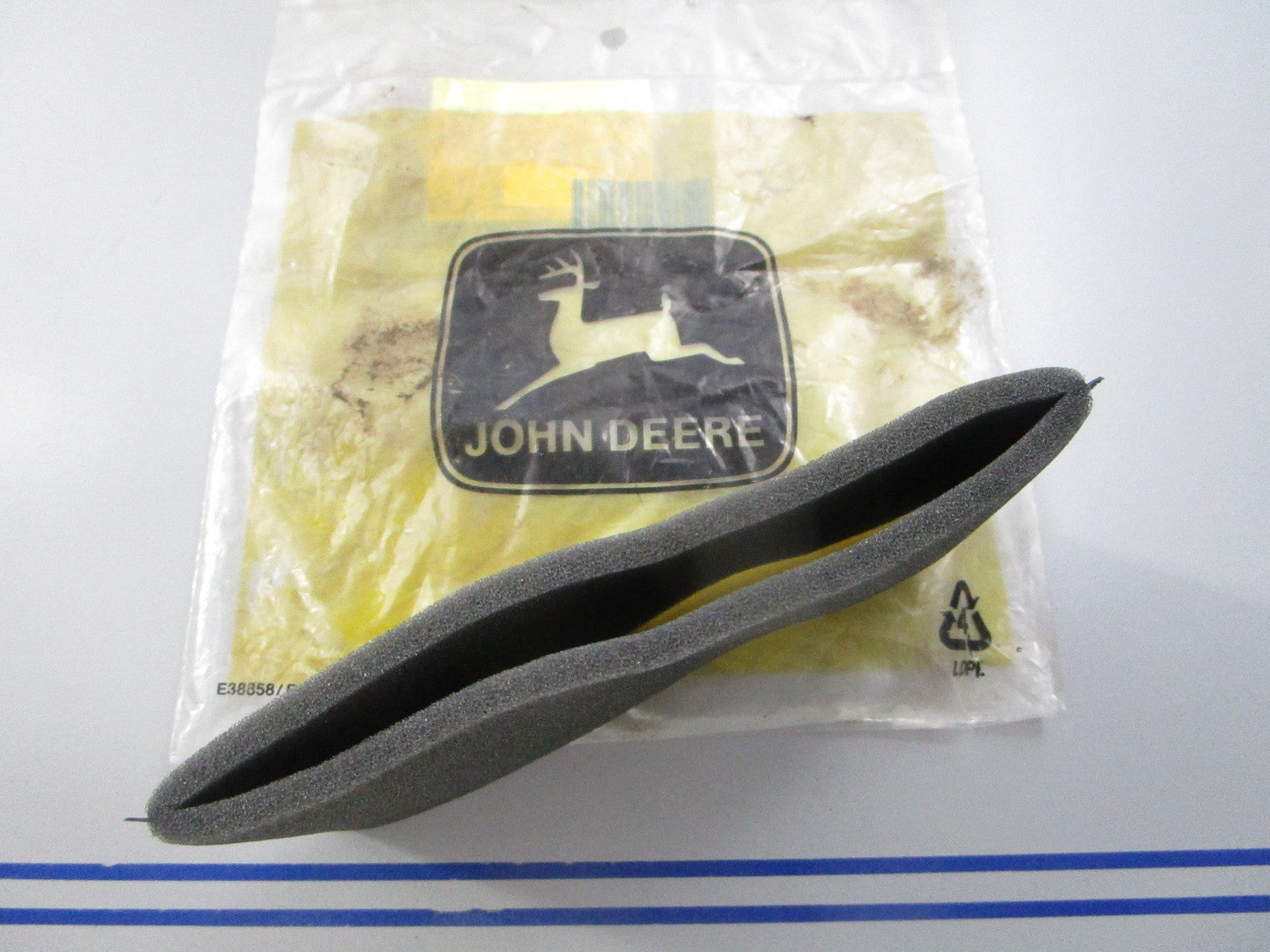 NEW OEM M70283 John Deere Air Filter 0810