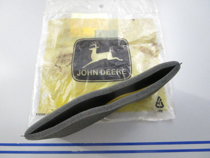 NEW OEM M70283 John Deere Air Filter 0810