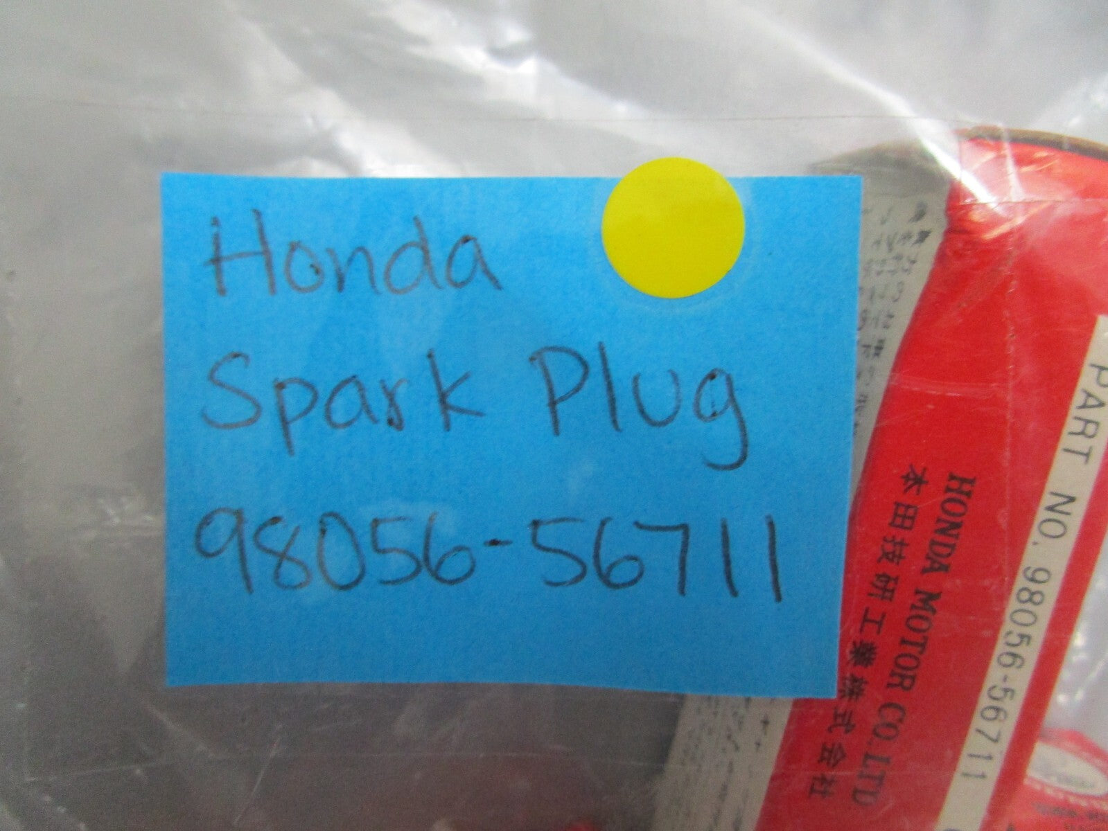 *NEW OEM* 0810 Honda Spark Plug 98056-56711