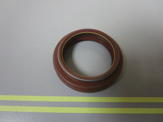 *NEW OEM* 0810 OMC Johnson Evinrude Seal 337085 0337085