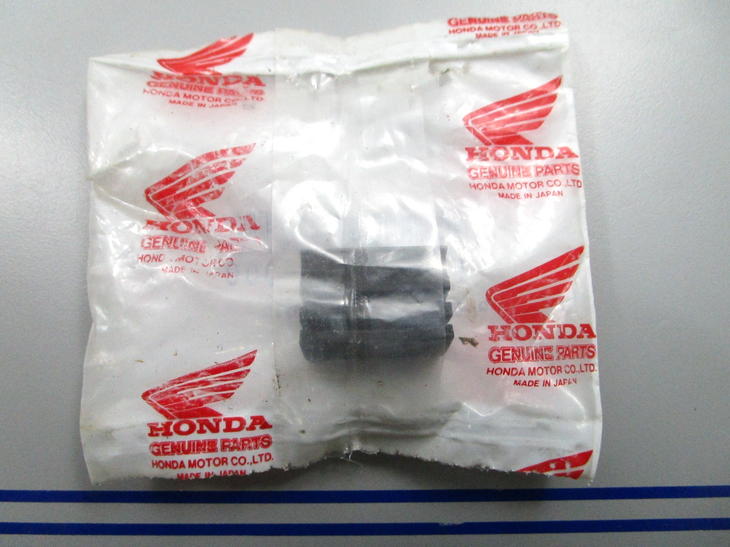 *NEW OEM* 0810 Honda Fuel Tank Cushion 17611-ML7-000