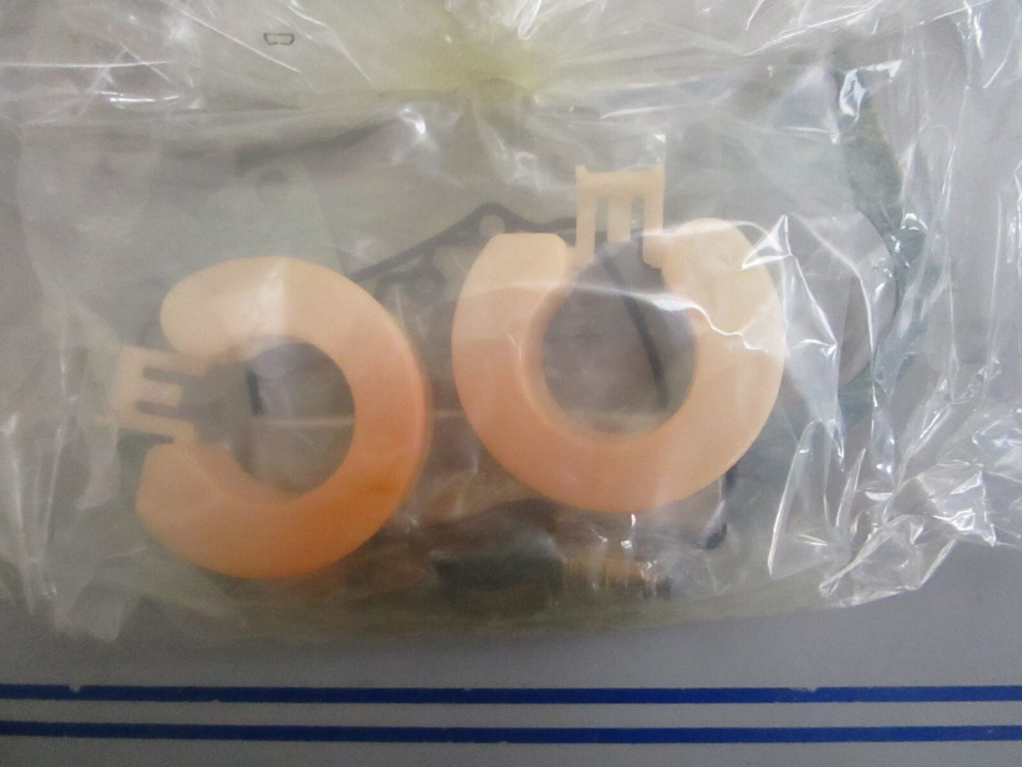 *NEW OEM* 0820 Mercury Quicksilver Carburetor Repair Kit 17068M