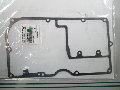 NEW OEM 11009-1981 Kawasaki Oil Pan Gasket 0810