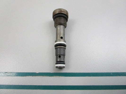 NEW OEM 260-8590 CAT Shuttle Valve 0810