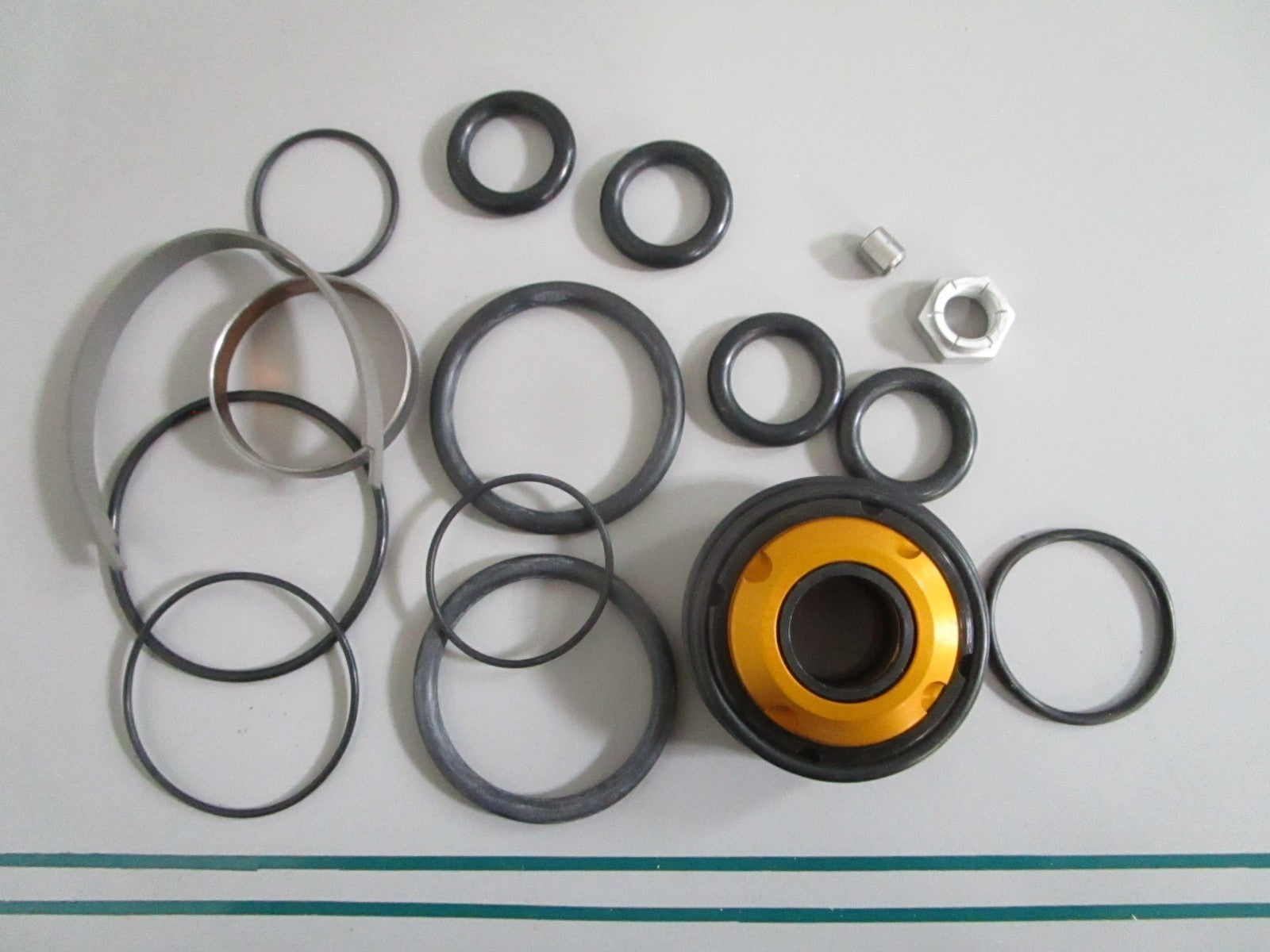 *NEW OEM* 1501097 Polaris Shock Rebuilt Kit 0820