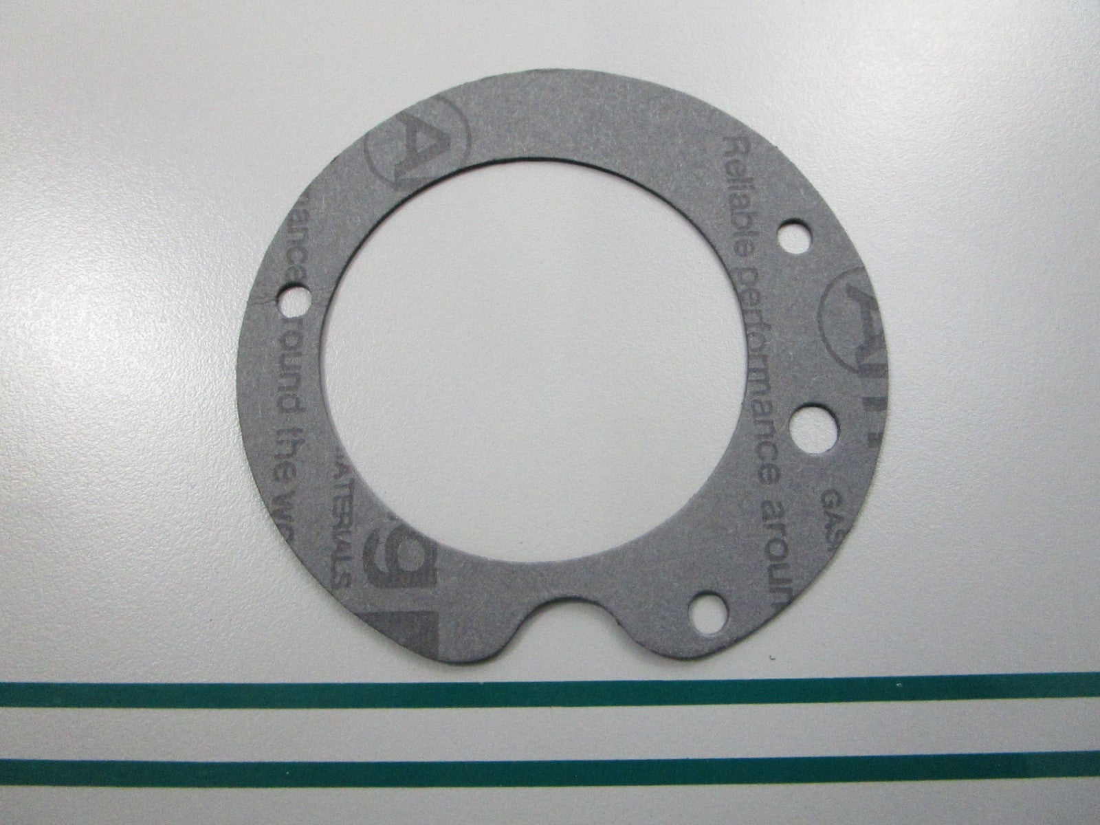 NEW OEM 325229 0325229 OMC Johnson Evinrude Gasket 0810