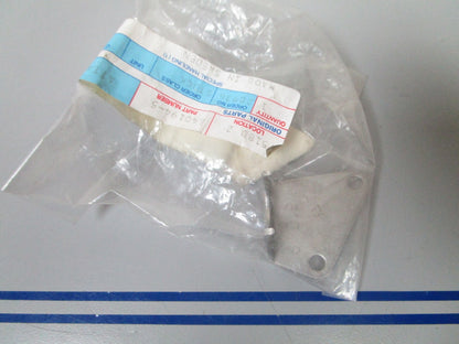 *NEW OEM* 0720 Volvo Penta Attachment 840194