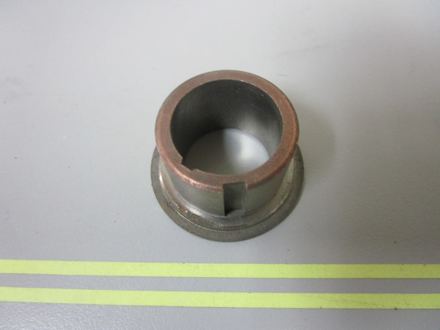 *NEW OEM* 0810 OMC Johnson Evinrude Front Gear Bearing 303380 0303380