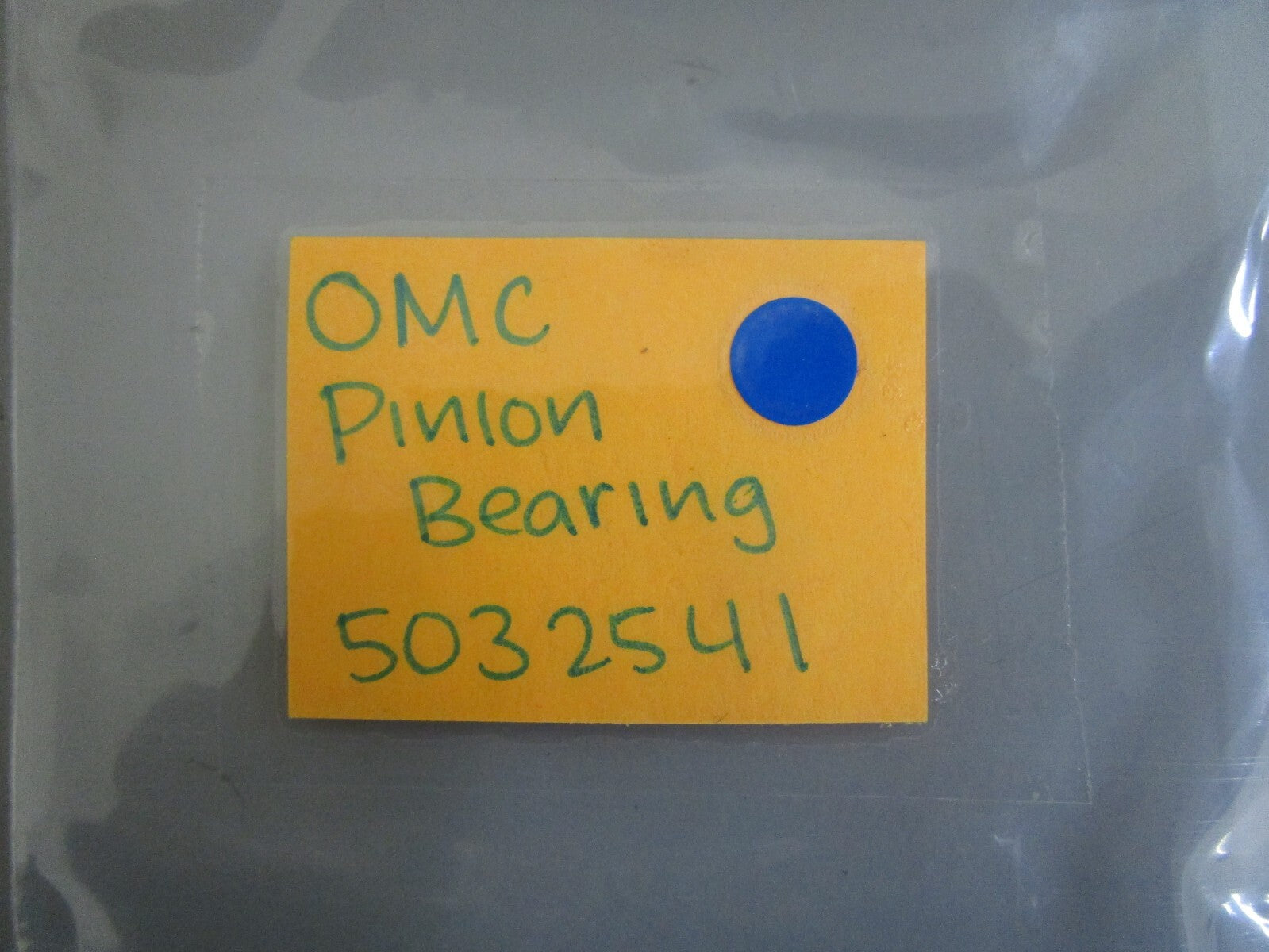 *NEW OEM* 0820 OMC Johnson Evinrude Pinion Bearing 5032541