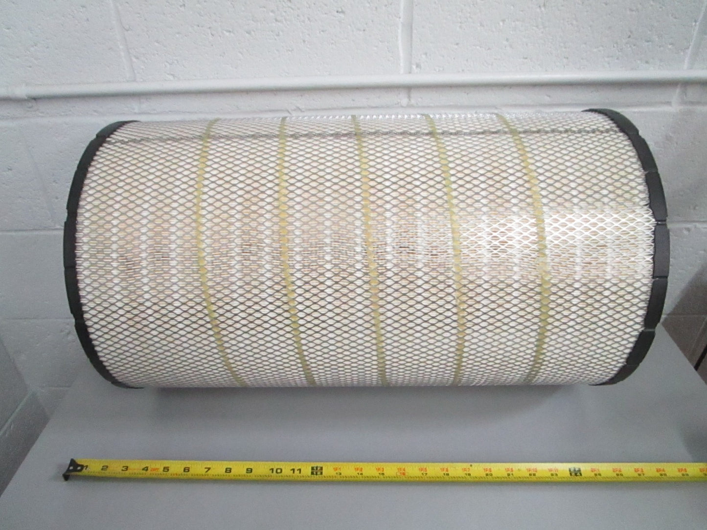 NEW RS4989 Baldwin Air Filter Rep: AF26207 Fleetguard 42847 Wix 87847 Dayco 0820