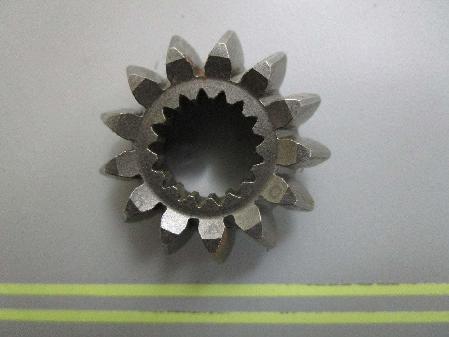 *NEW OEM* 0820 Mercury Quicksilver Pinion Gear 43-53981