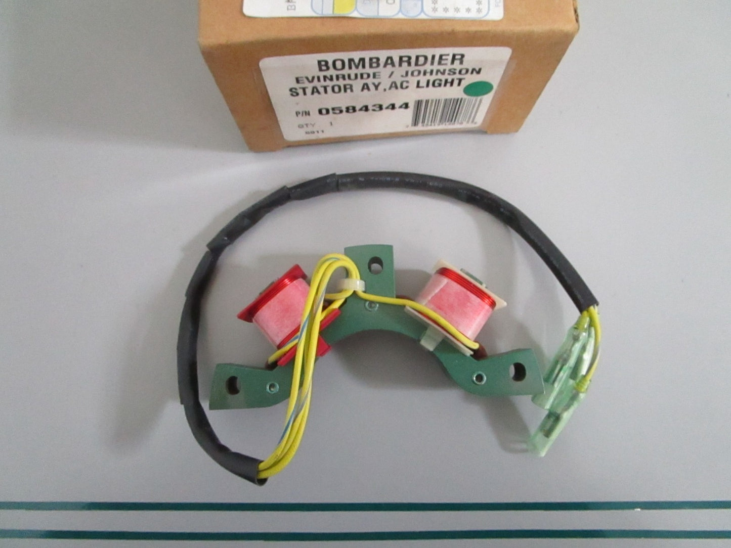 NEW OEM 584344 0584344 OMC Johnson Evinrude AC Light Stator Assy 0820