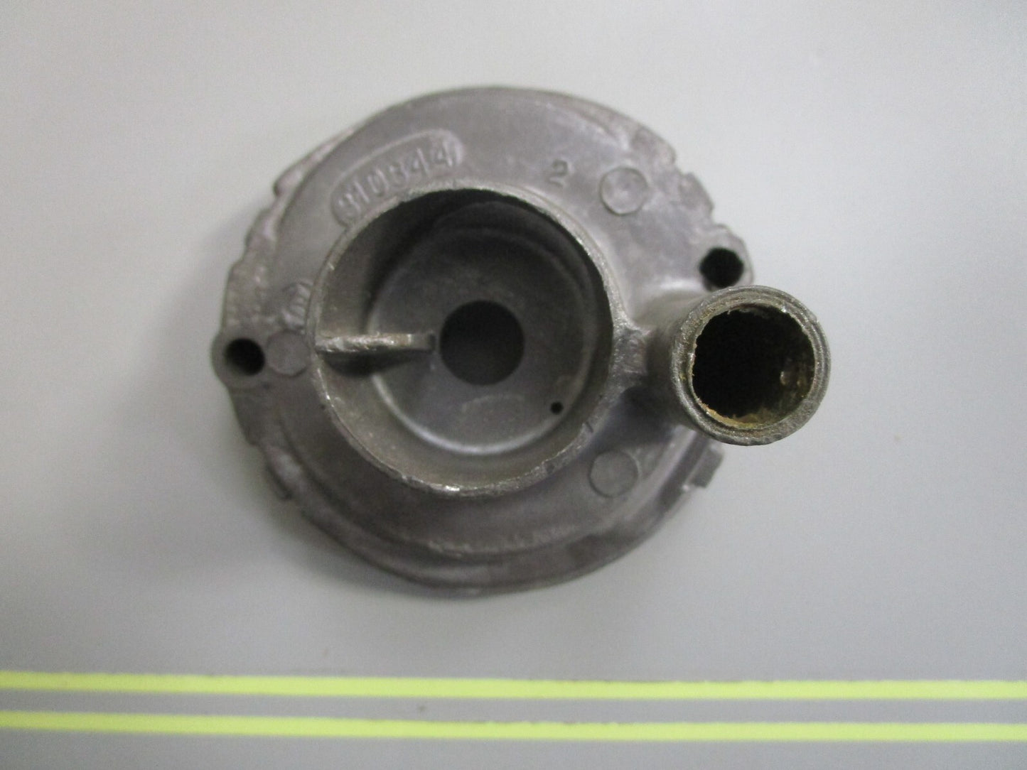 *NEW OEM* 0810 OMC Johnson Evinrude Impeller Housing 310344 0310344