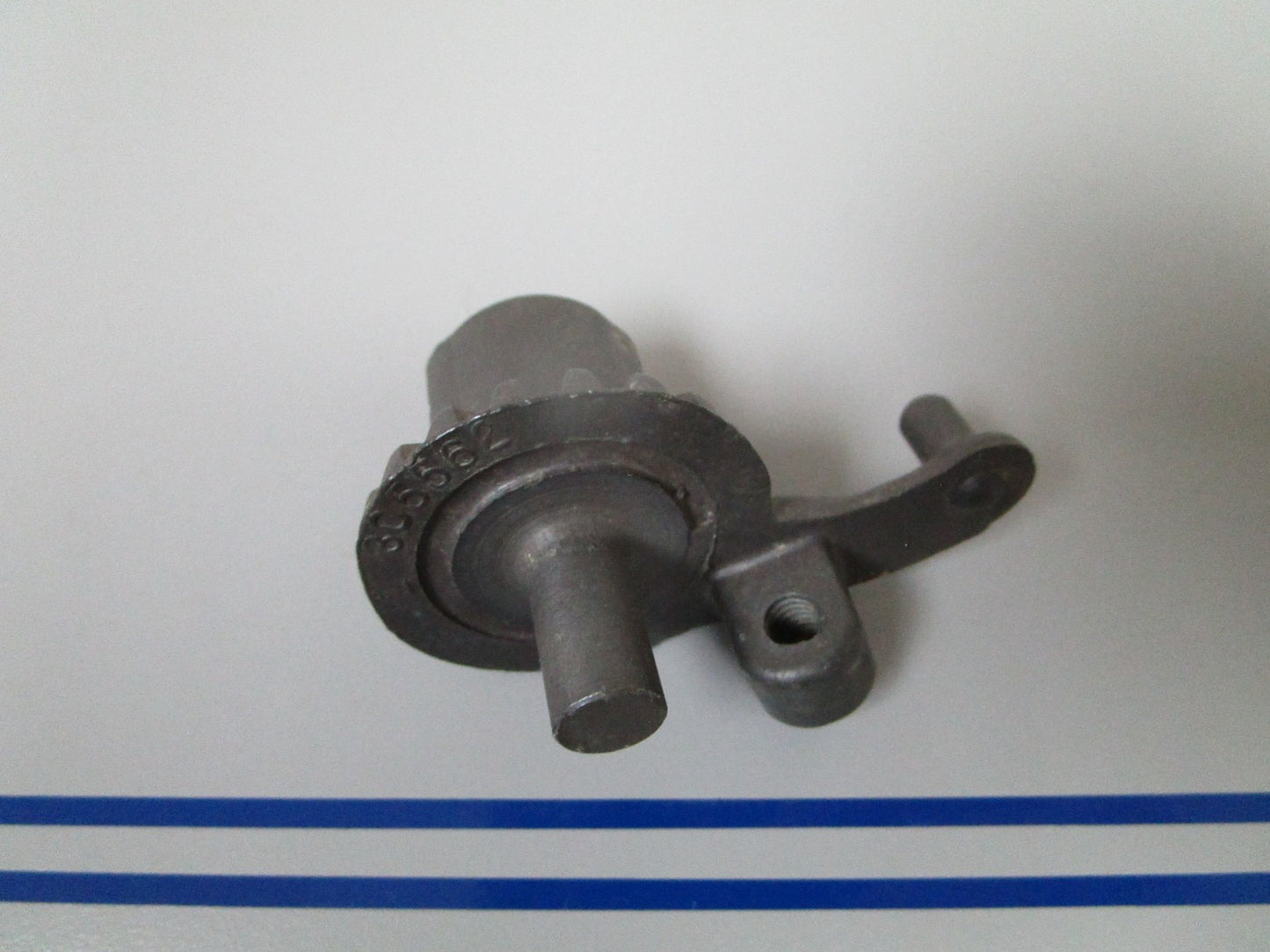 NEW OEM 305562 0305562 OMC Johnson Evinrude Throttle Control 0720