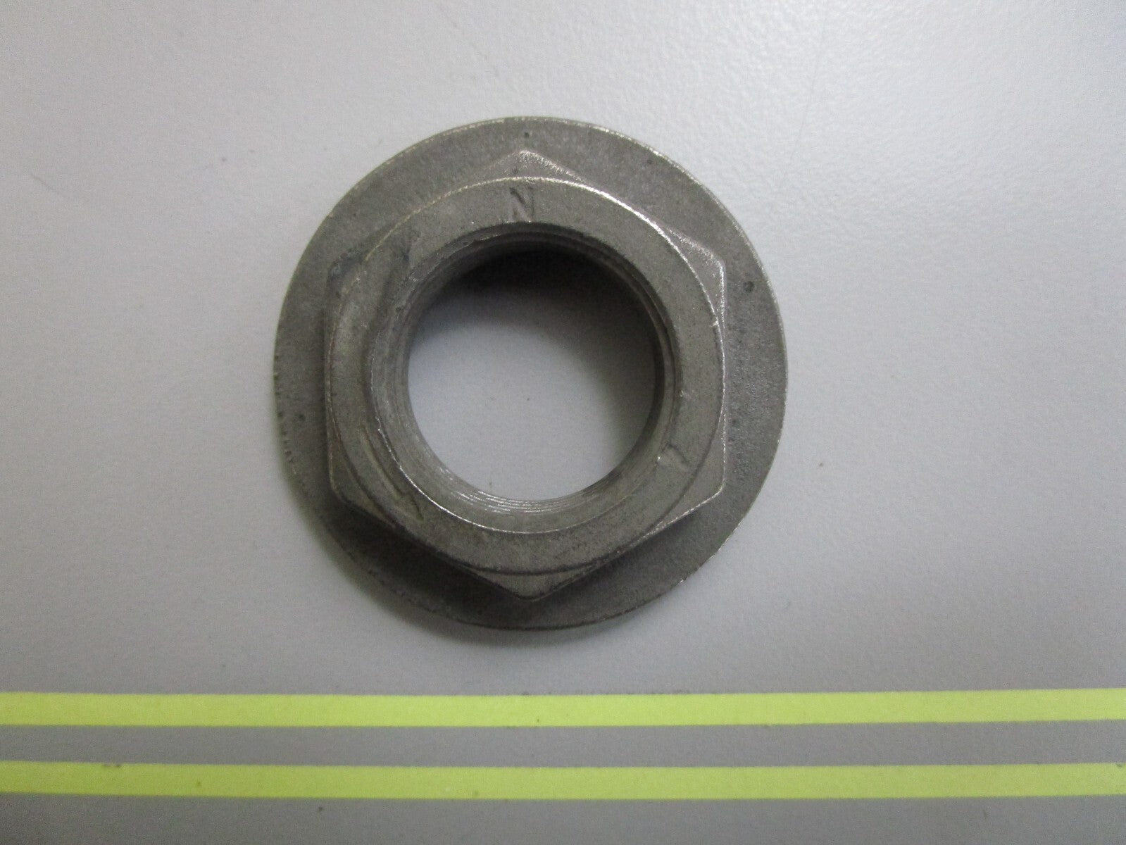 *NEW OEM* 0810 Volvo Penta Nut 3852303