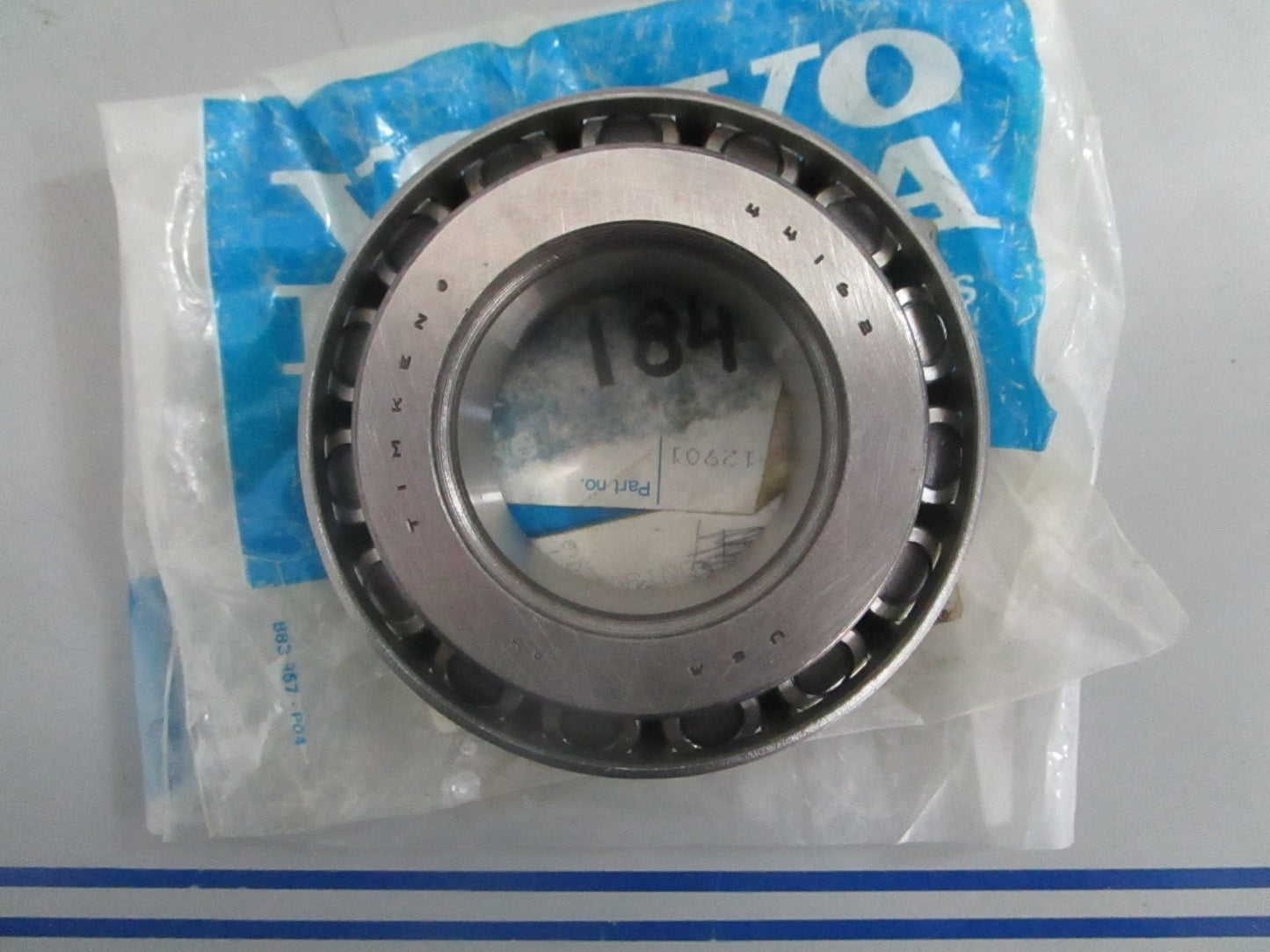 *NEW OEM* 0820 Volvo Penta Roller Bearing 184797 0184797