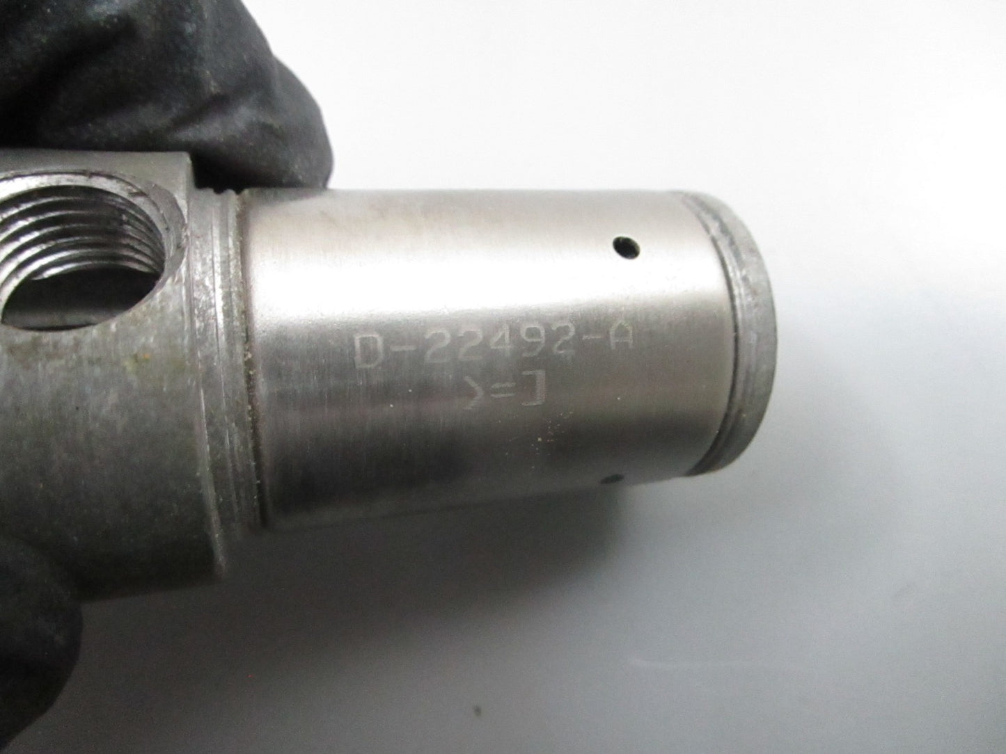 *NEW OEM* 0810 CAT Cylinder 2W-6314