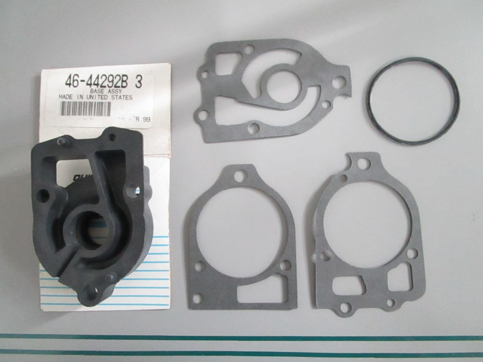 NEW OEM 46-44292B3 Mercury Quicksilver Base Assy 0820