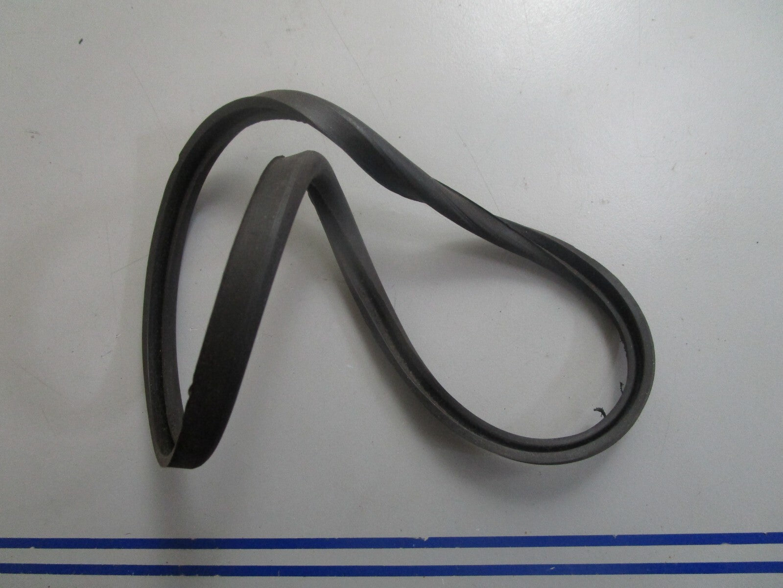 *NEW OEM* 0810 Volvo Penta Gasket 831239