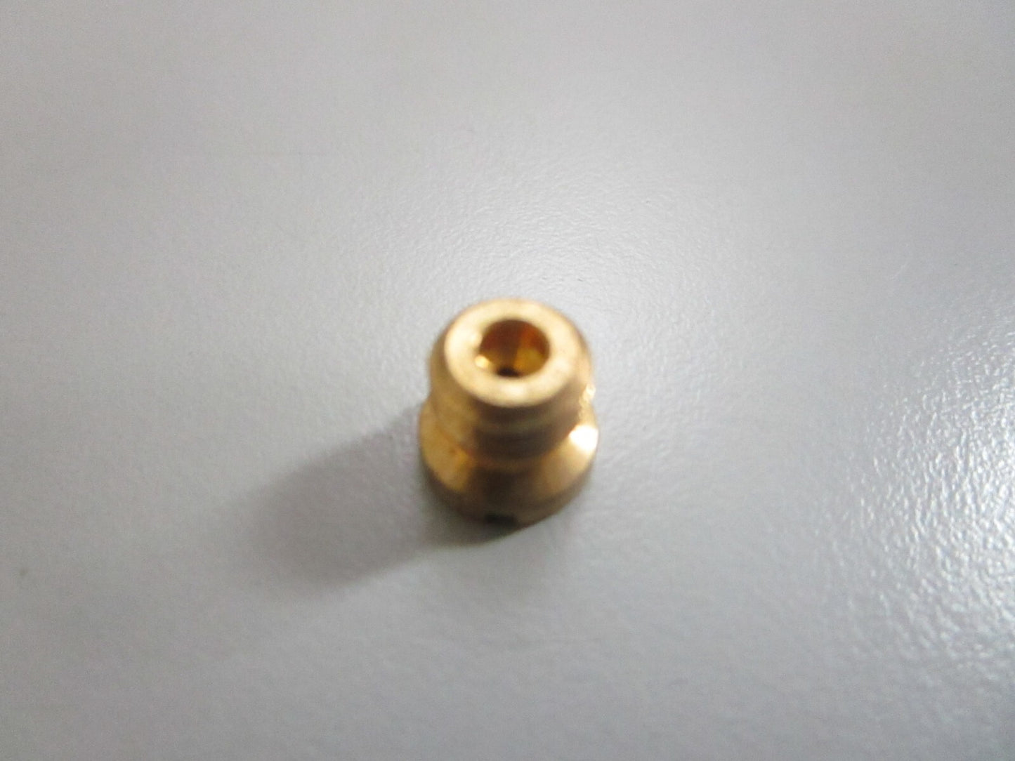 *NEW OEM* 0820 OMC Johnson Evinrude Orifice Plug 319016 0319016