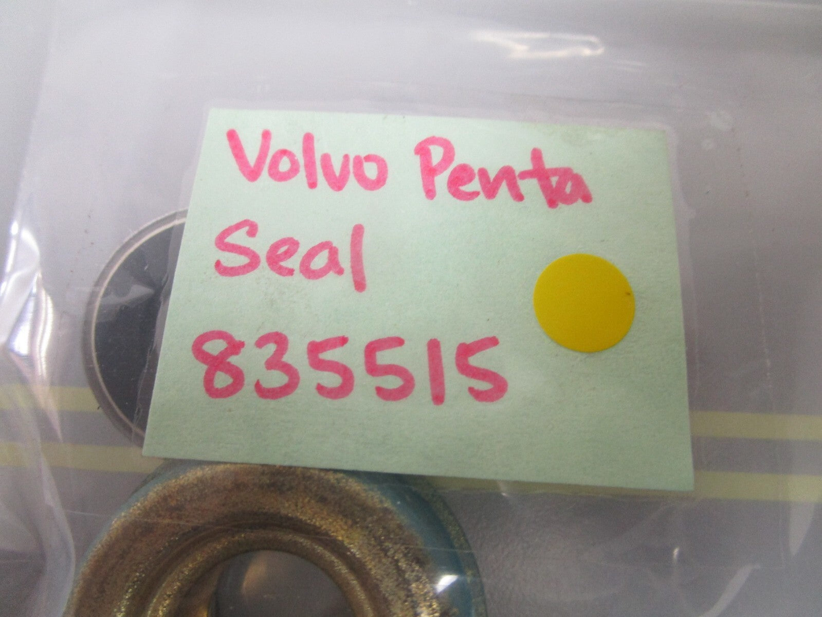 *NEW OEM* 0810 Volvo Penta Seal 835515