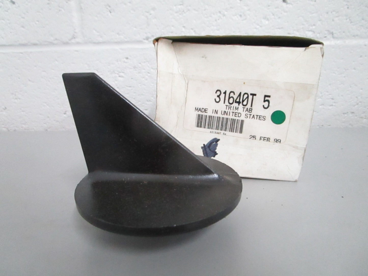 NEW OEM 31640T5 Mercury Quicksilver Trim Tab 0820