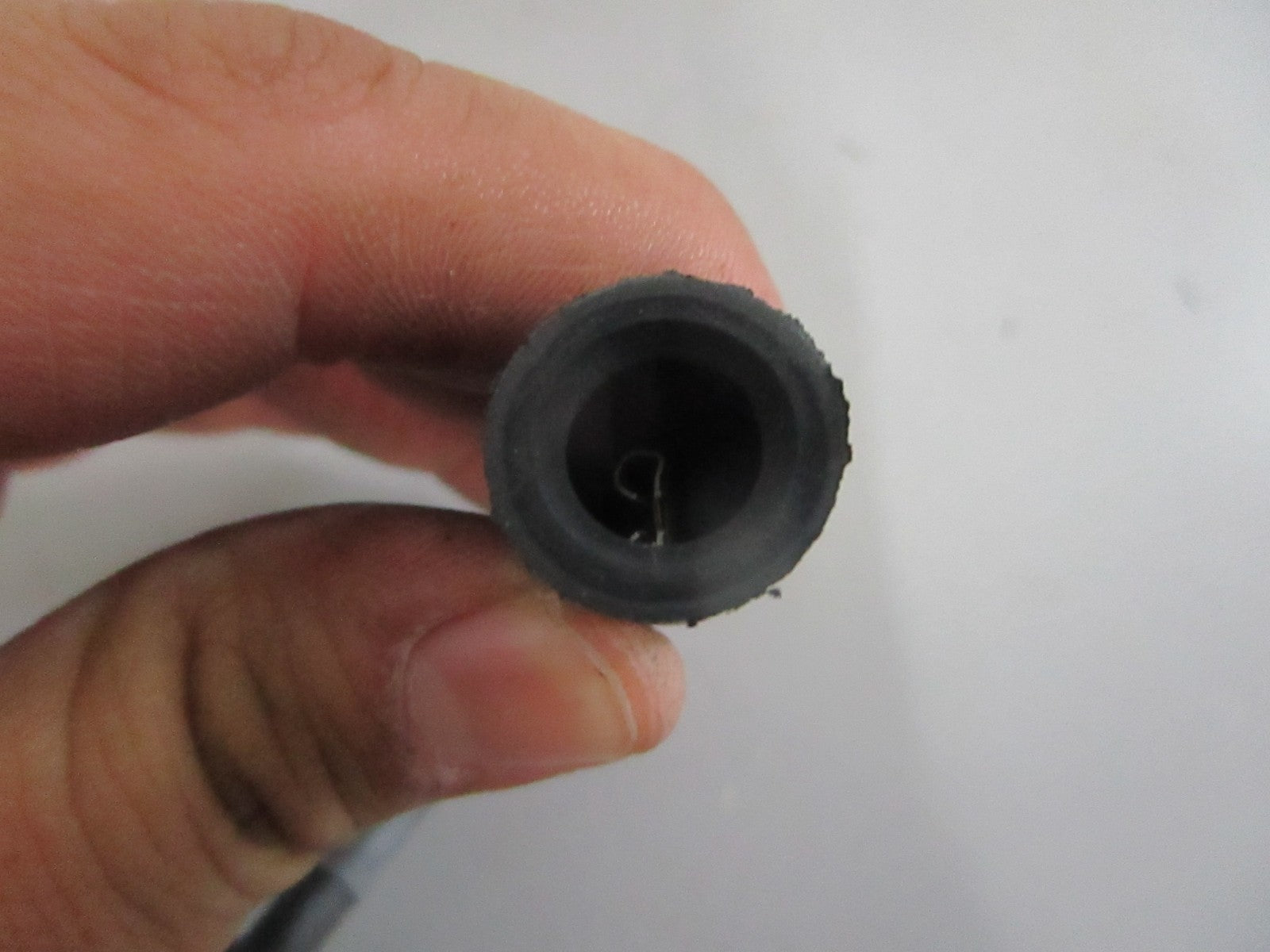 NEW OEM 850970 Volvo Penta Fuse 0820