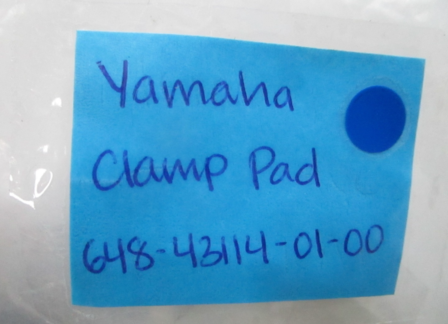 *NEW OEM* 0810 Yamaha Clamp Pad 648-43114-01-00