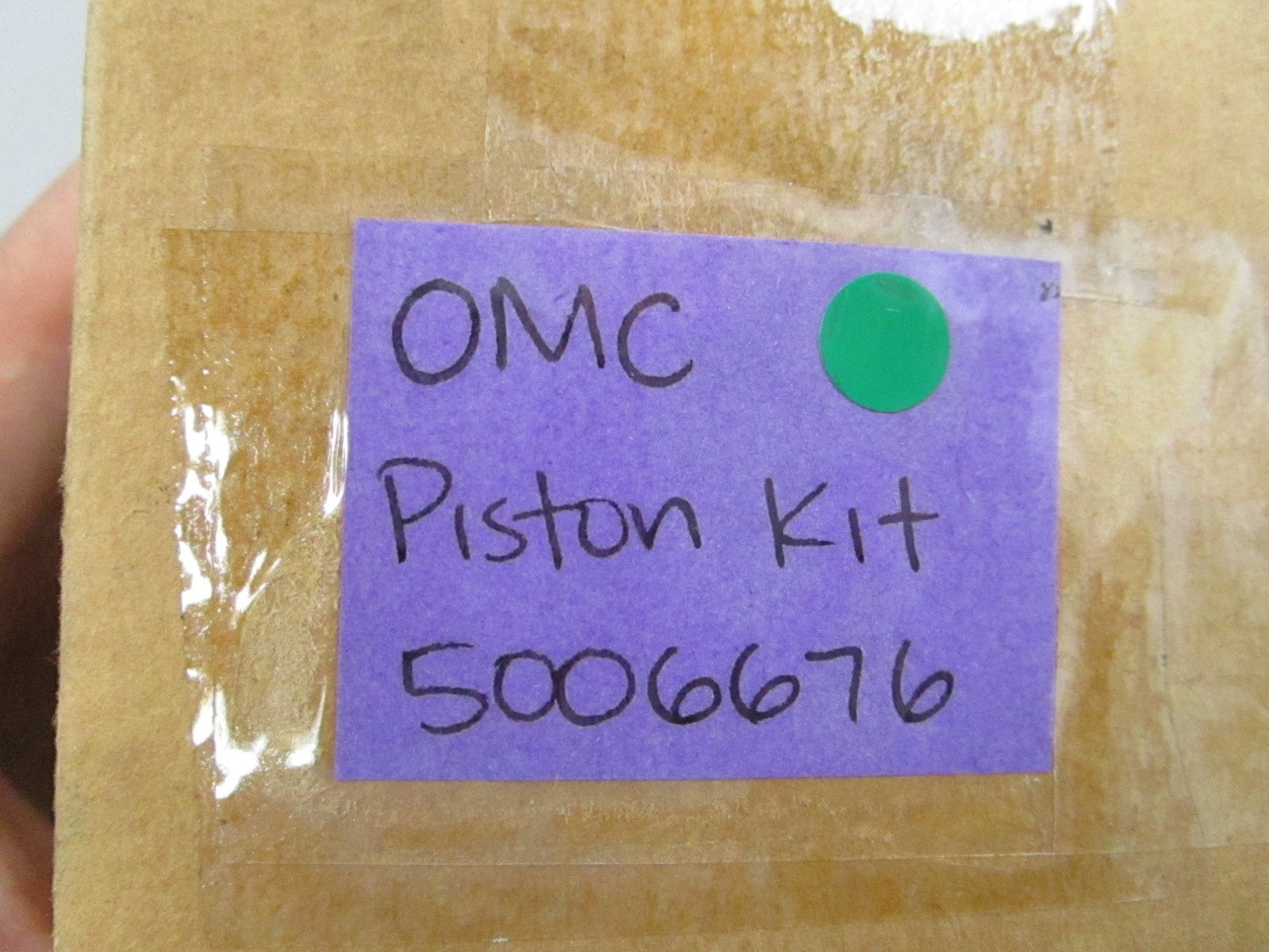 NEW OEM 5006676 OMC Johnson Evinrude Piston Kit 0810