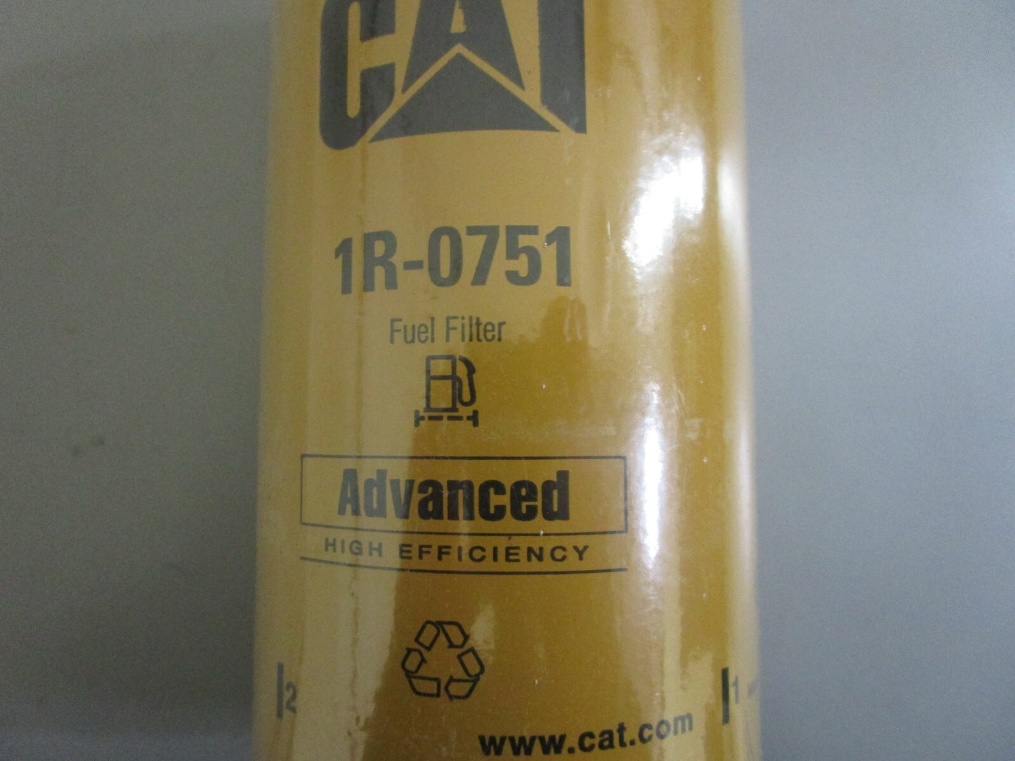 *NEW OEM* 0820 CAT Fuel Filter 1R-0751