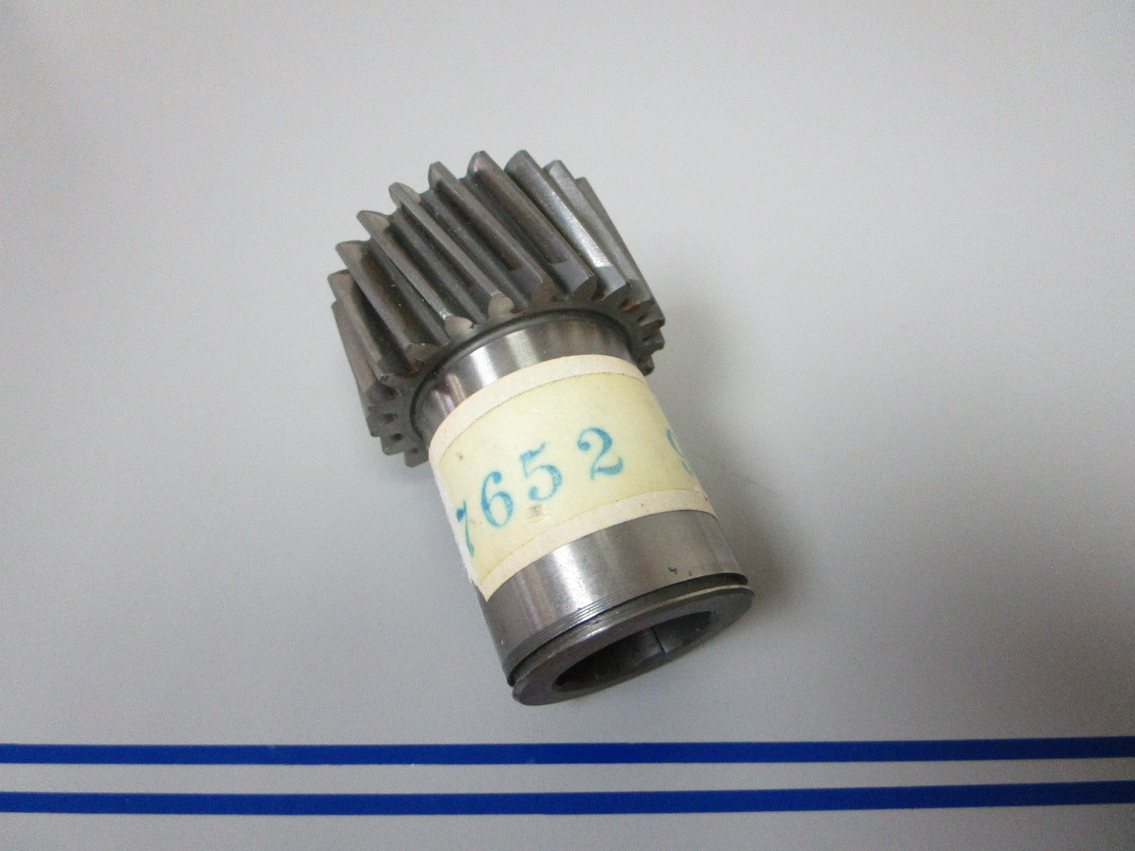 *NEW OEM* 0720 Volvo Penta Gear 827652