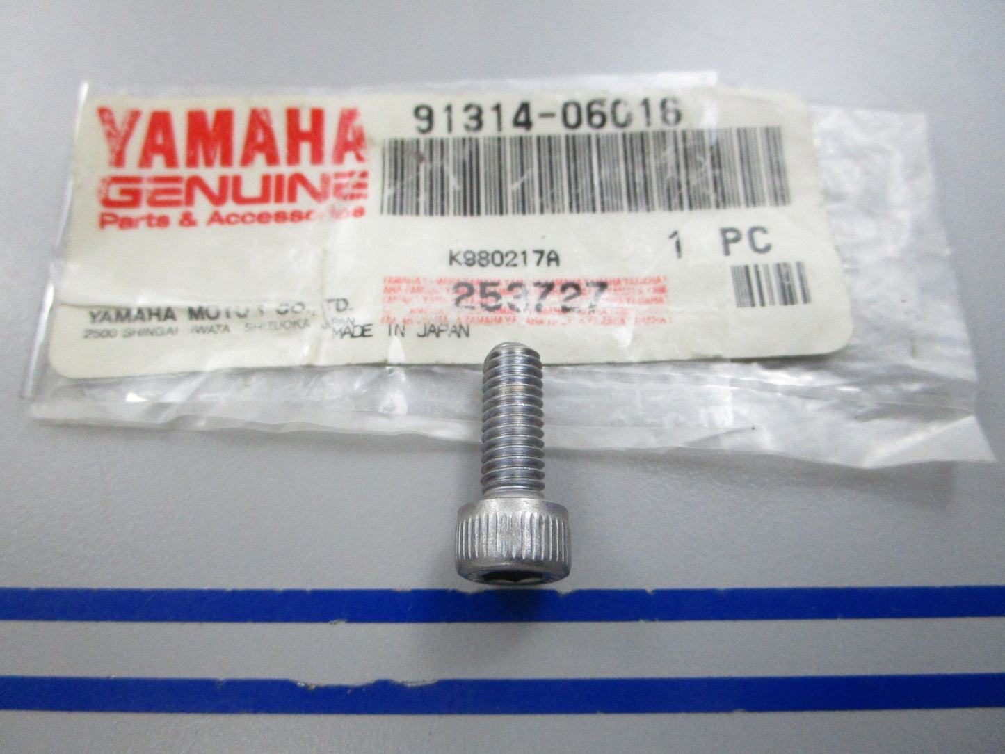 NEW OEM 91314-06016 Yamaha Socket Bolt 0810