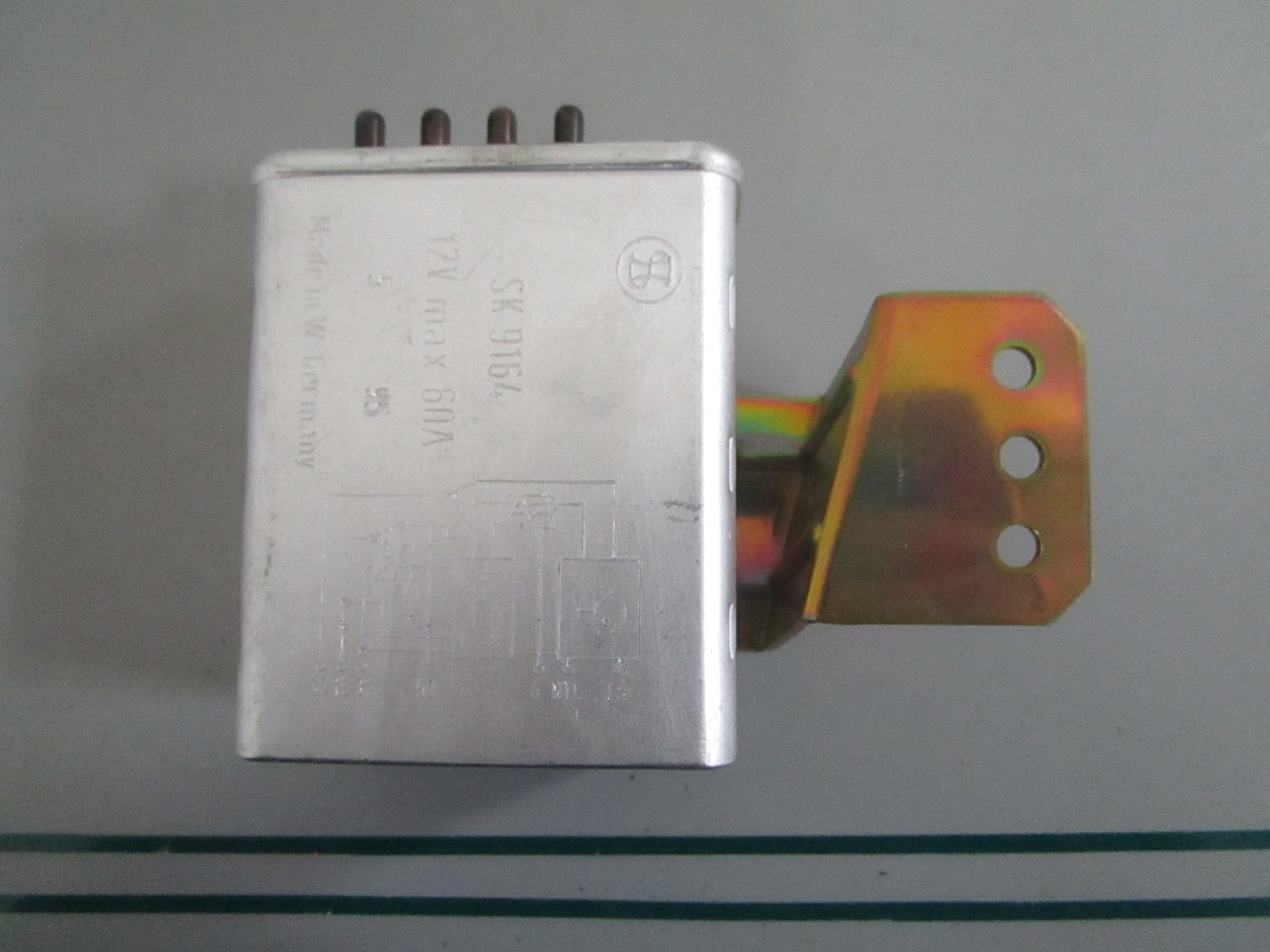 NEW OEM 0015452232 Mercedes-Benz Diesel Glow Plug Relay 0820