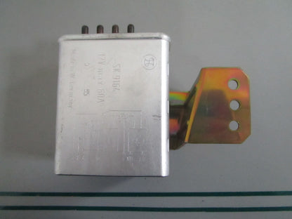 NEW OEM 0015452232 Mercedes-Benz Diesel Glow Plug Relay 0820