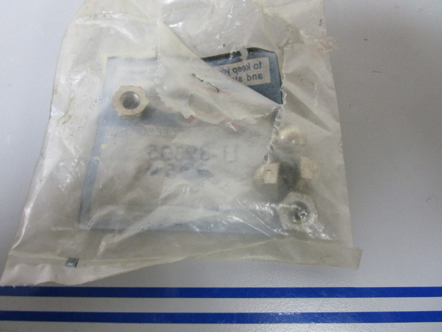 *NEW OEM* (LOT OF 5) 0810 Mercury Quicksilver Nut 11-39305