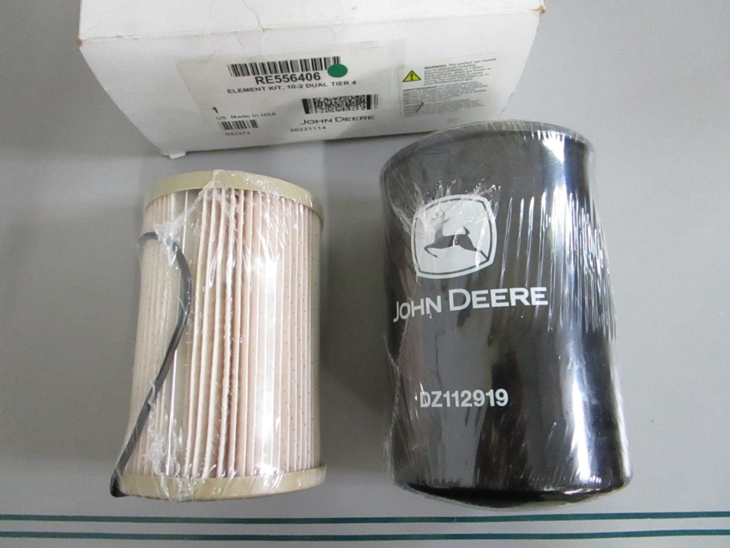 John Deere RE556406 Primary Final Fuel Filter Kit 10-2 Dual Tier 4 NEW OEM 0820