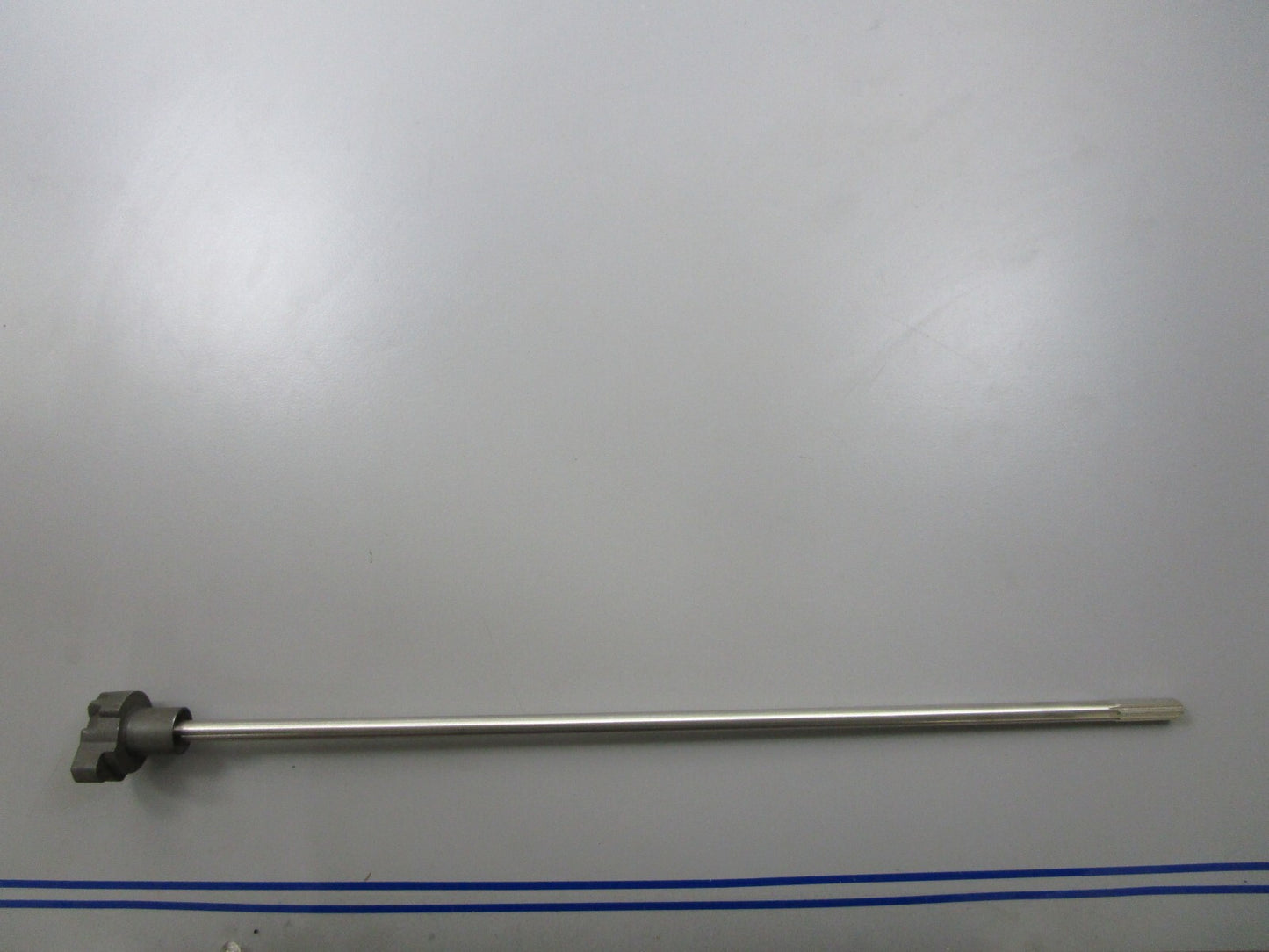 *NEW OEM* 0810 Mercury Quicksilver Shaft & Gear Assembly 61009A1