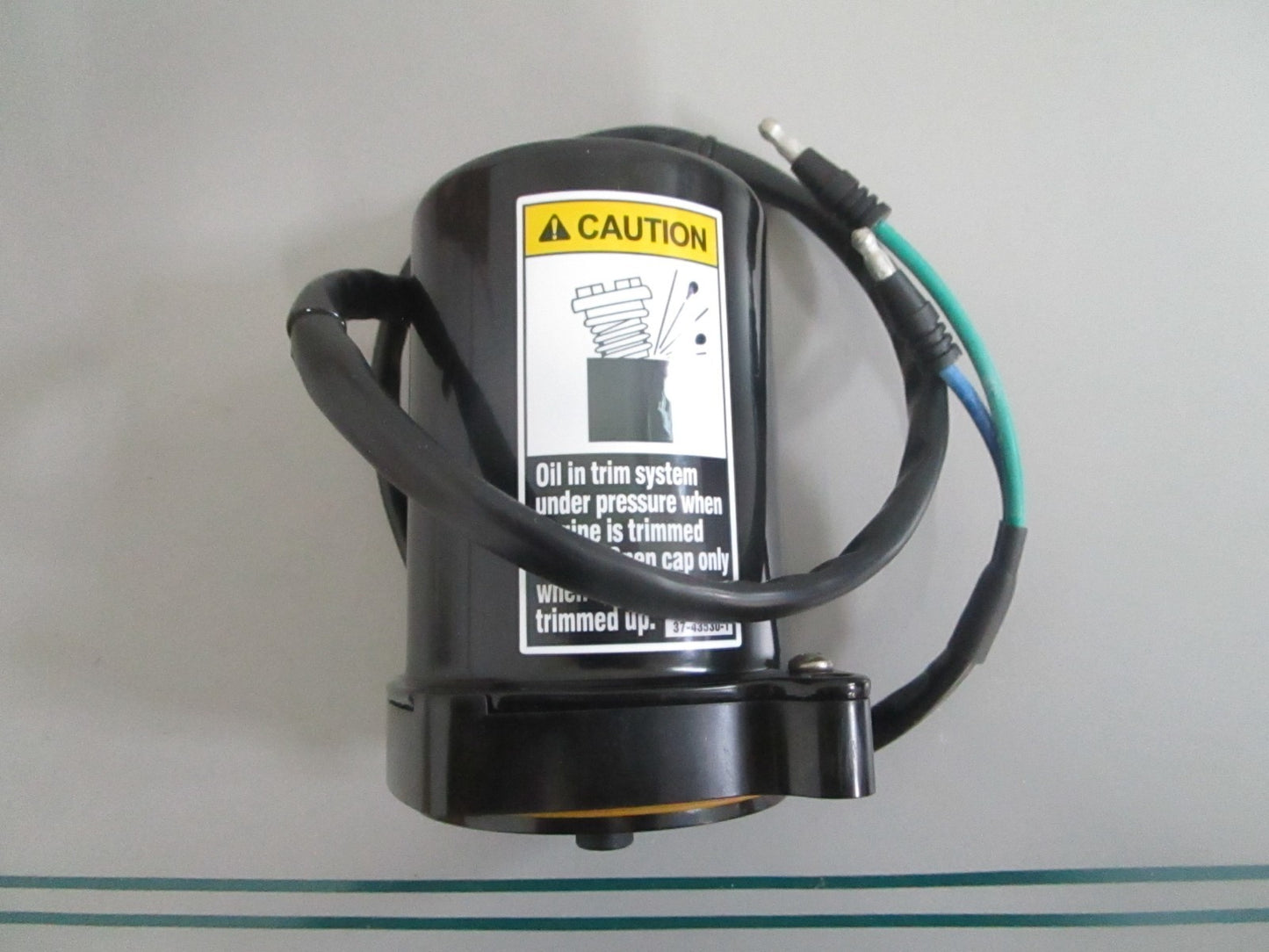 Mercury Marine 8M0060140 Motor Trim Pump Outboard Power Trim NEW OEM 0820