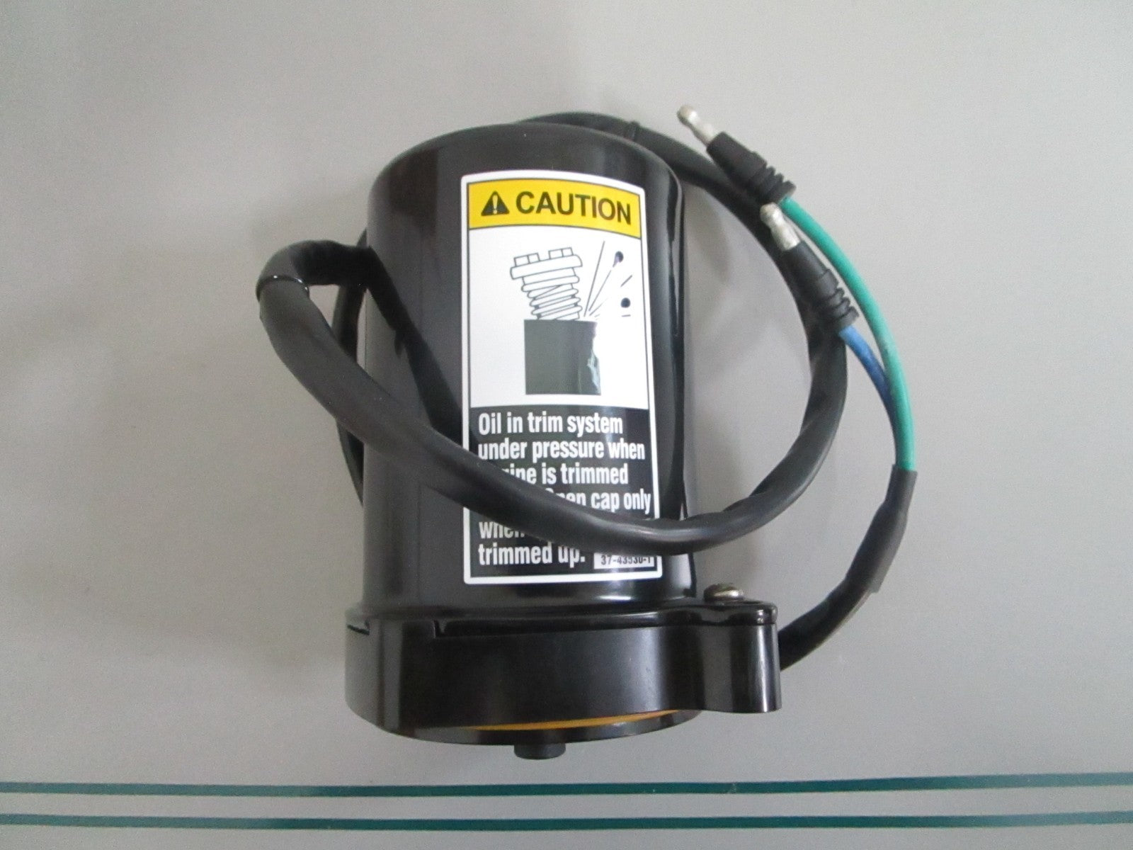 Mercury Marine 8M0060140 Motor Trim Pump Outboard Power Trim NEW OEM 0820