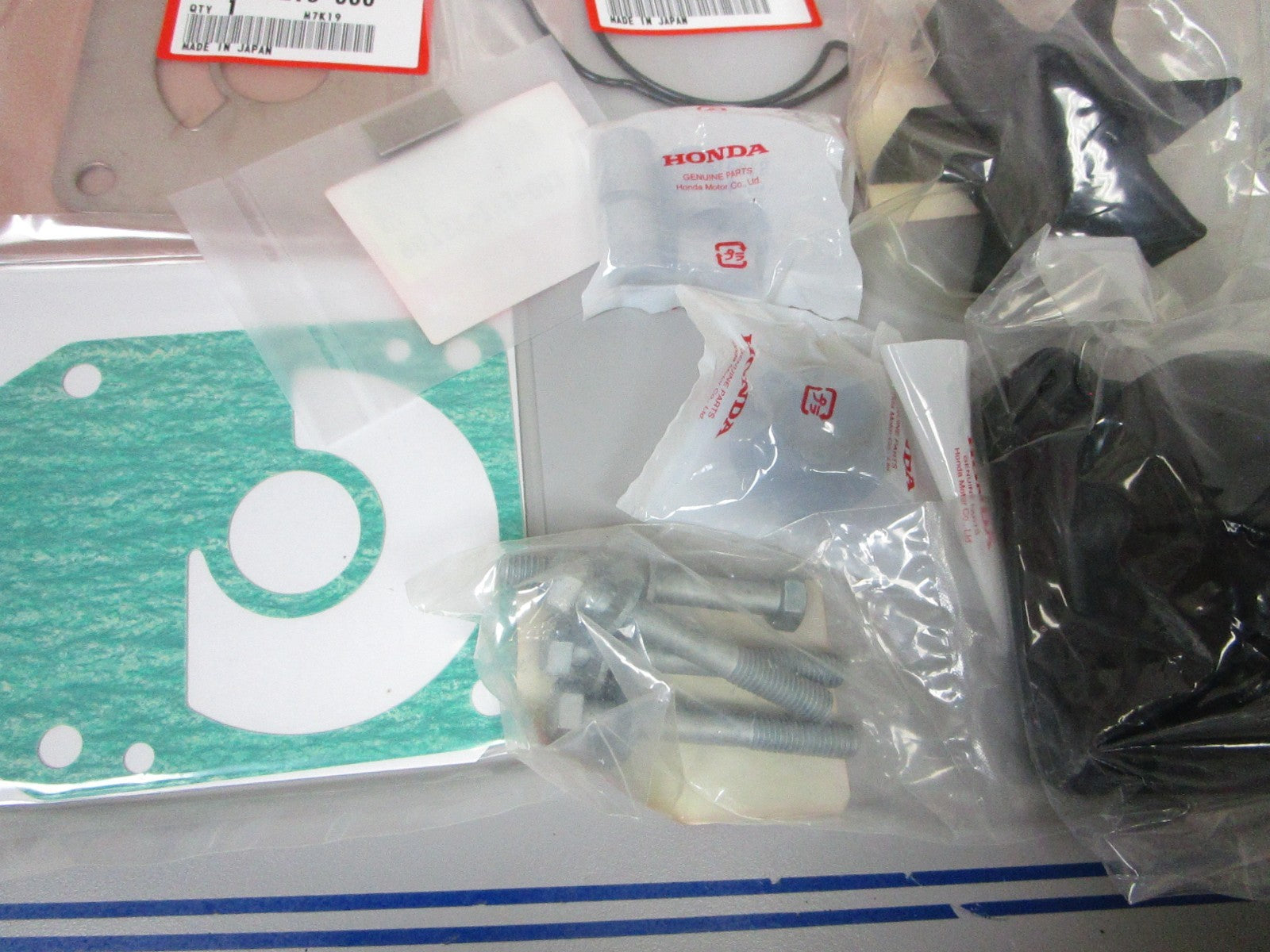 NEW OEM 06193-ZX2-C00 Honda 200 225 250 hp Water Pump Rebuild Kit 0720