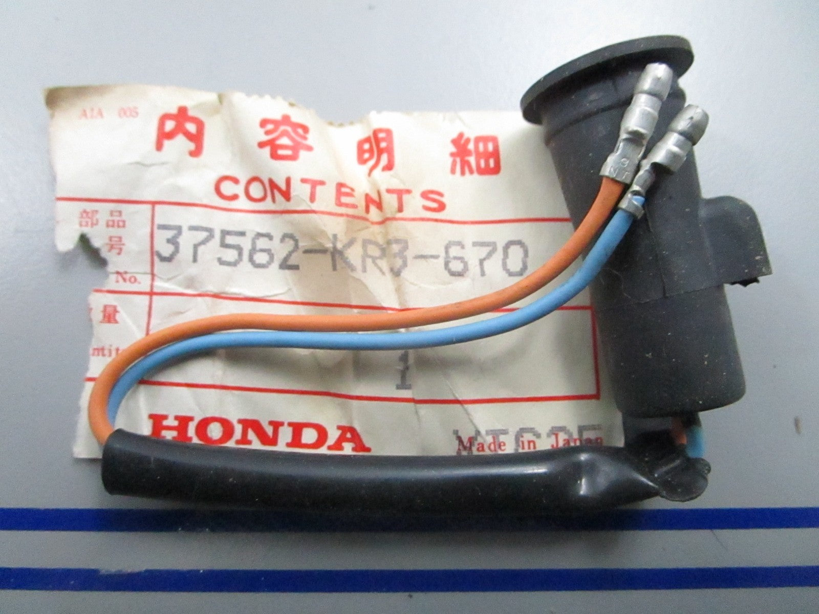 *NEW OEM* 0810 Honda Socket 37562-KR3-670