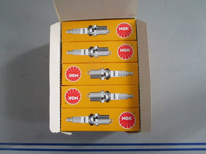 *NEW OEM* (LOT OF 10) 0820 NGK Spark Plug BPR6FS
