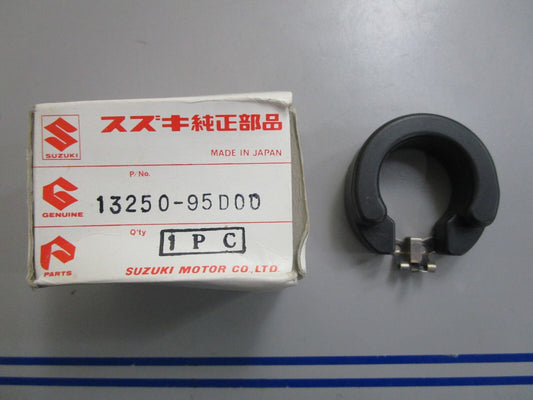 *NEW OEM* 0820 Suzuki Float 13250-95D00