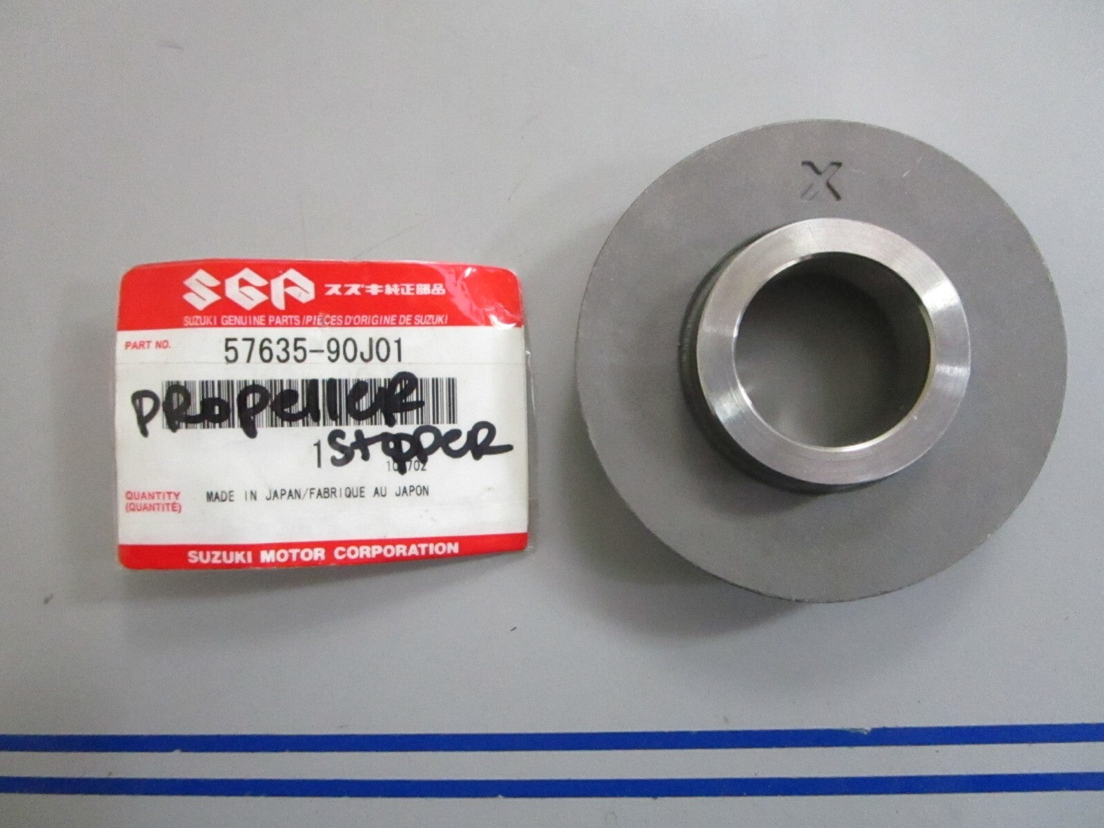 *NEW OEM* 0820 Suzuki Propeller Stop 57635-90J01