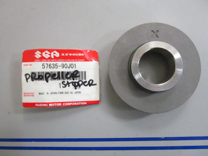*NEW OEM* 0820 Suzuki Propeller Stop 57635-90J01