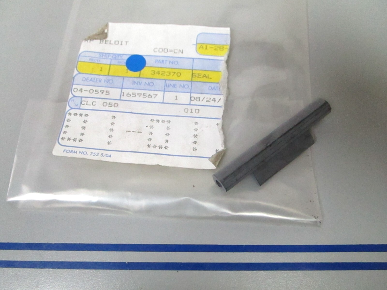 *NEW OEM* 0810 OMC Johnson Evinrude Seal 342370 0342370