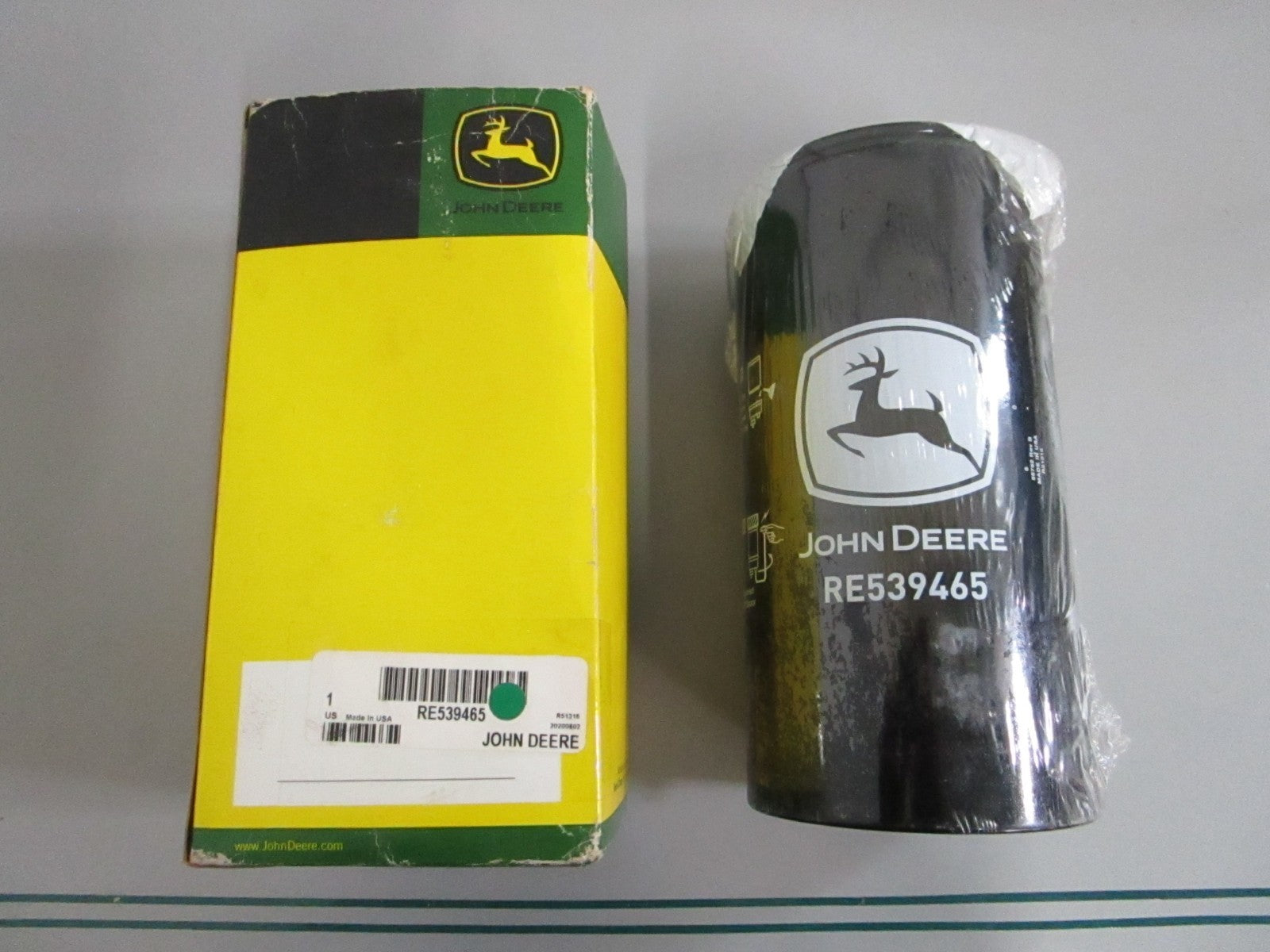 John Deere RE539465 Primary Fuel Filter 10 Micron Spin-On Tractor NEW OEM 0820