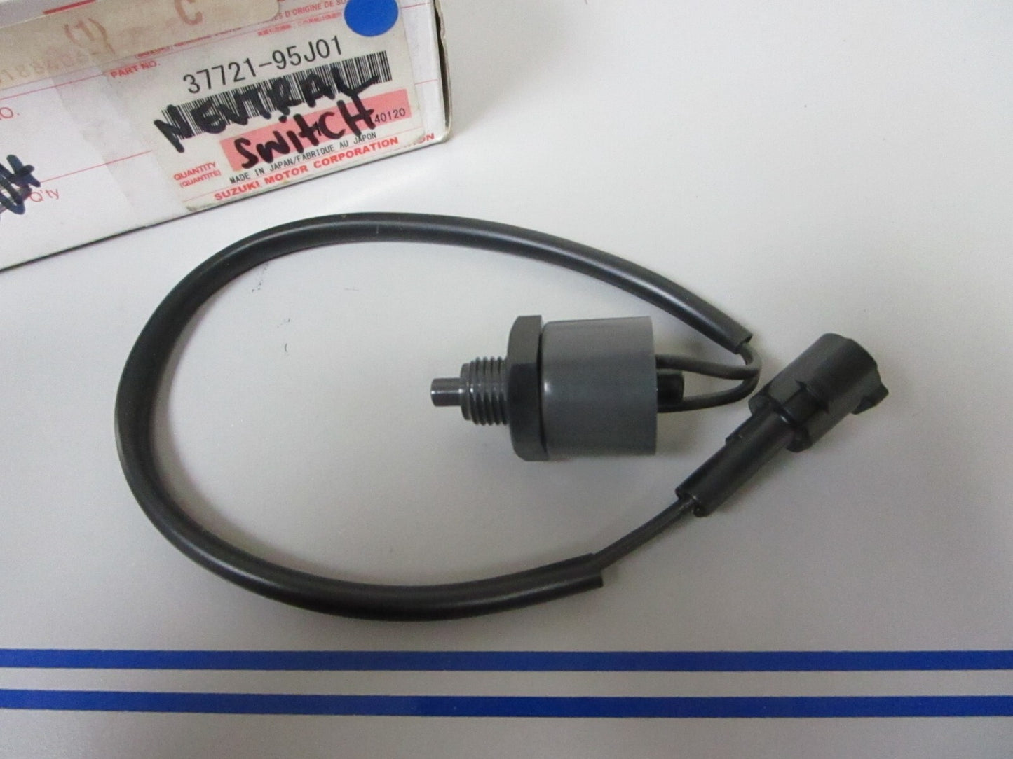*NEW OEM* 0720 Suzuki Neutral Switch 37721-95J01